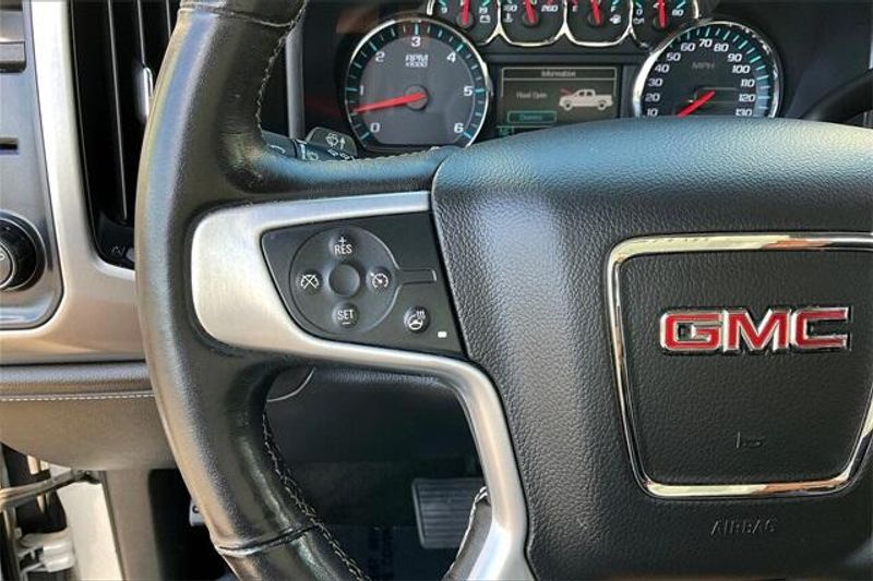 2018 GMC Sierra 1500 SLTImage 18