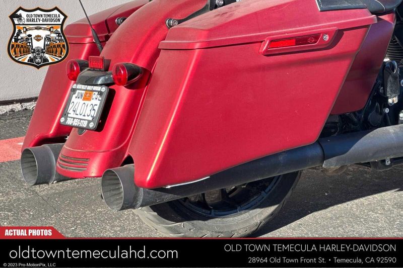 2019 Harley-Davidson Street Glide in a WICKED RED DNM exterior color. BMW Motorcycles of Temecula – Southern California (951) 506-6903 bmwmotorcyclesoftemecula.com 