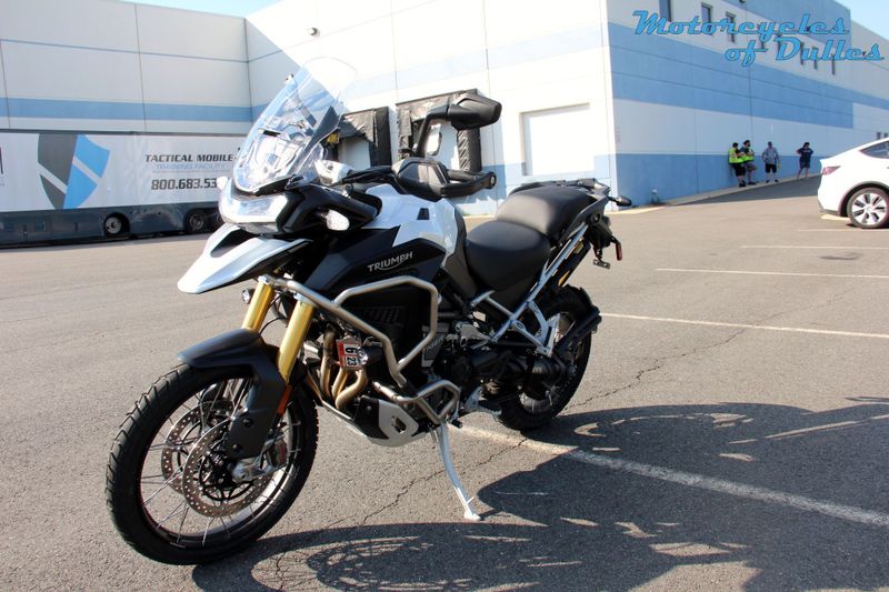 2023 Triumph Tiger 1200 Rally Explorer  in a Snowdonia White exterior color. Motorcycles of Dulles 571.934.4450 motorcyclesofdulles.com 