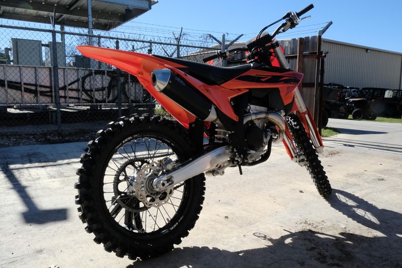 2025 KTM 350 SXF ORANGEImage 4