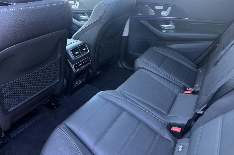 New 2026 Mercedes-Benz GLS 450Image 9