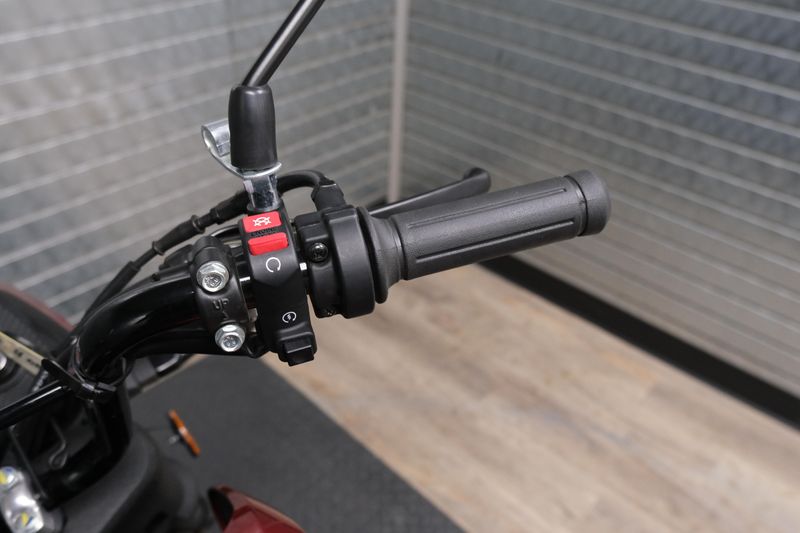 USED 2024 HONDA NAVI Image 21