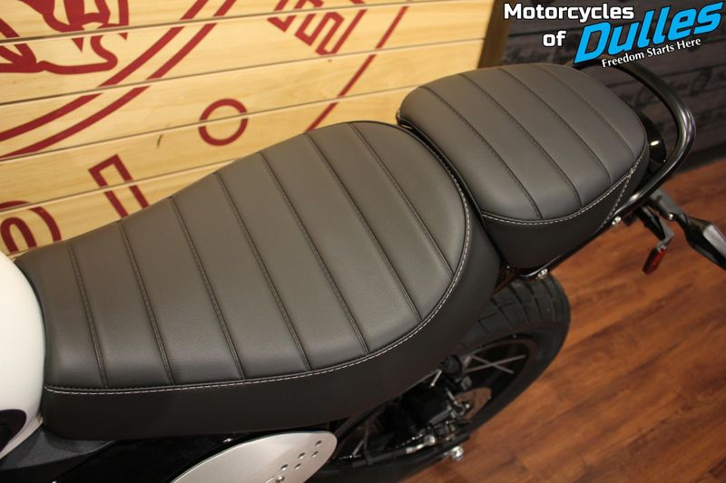 New 2026 Triumph Scrambler 400 XC Image 15