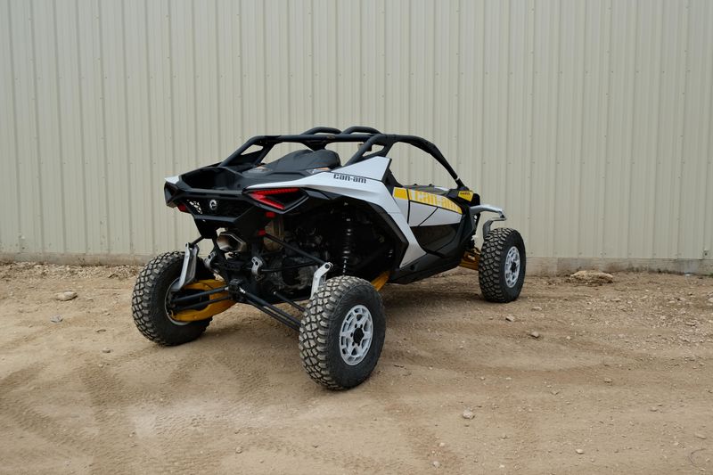 USED 2024 CAN-AM MAVERICK R 999T DCT Image 3