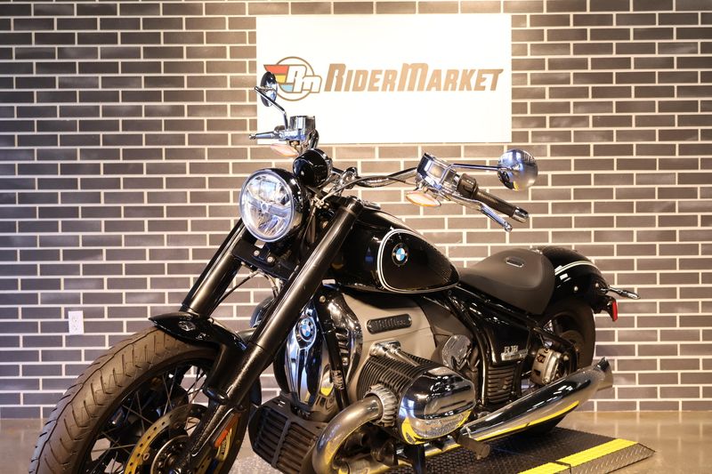 2021 BMW R 18 First Edition 