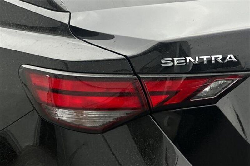 New 2025 Nissan Sentra SImage 21