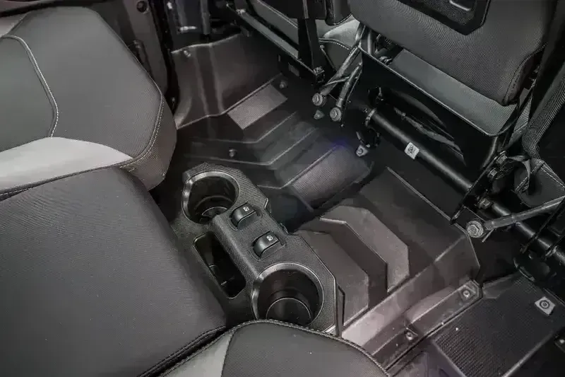 NEW 2025 POLARIS RANGER CREW XD 1500 NORTHSTAR EDITION ULTIMATE Image 10