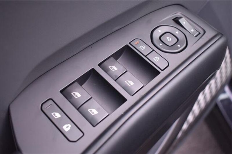 New 2026 Kia EV9 WindImage 24