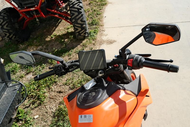NEW 2025 KTM 390 DUKE Image 17