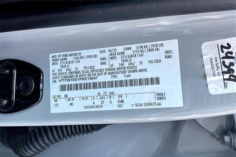 2023 Ford F-150 XLTImage 33