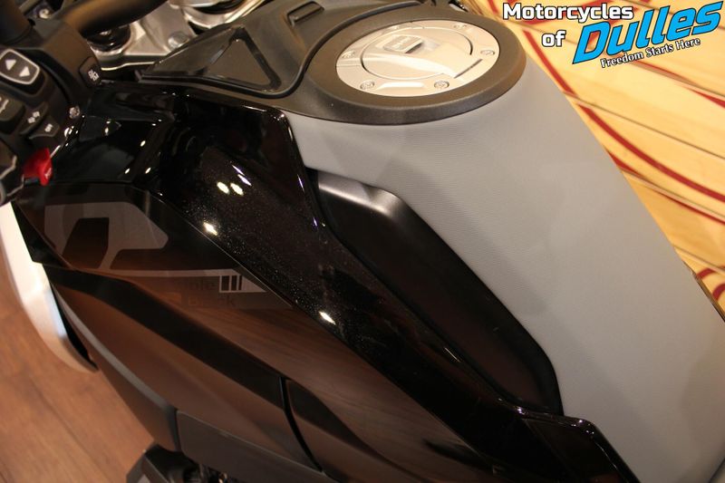 2025 BMW R1300GS ASA Image 14