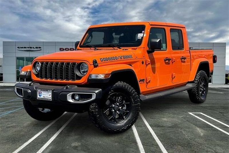 2025 Jeep Gladiator High Tide 4x4Image 1