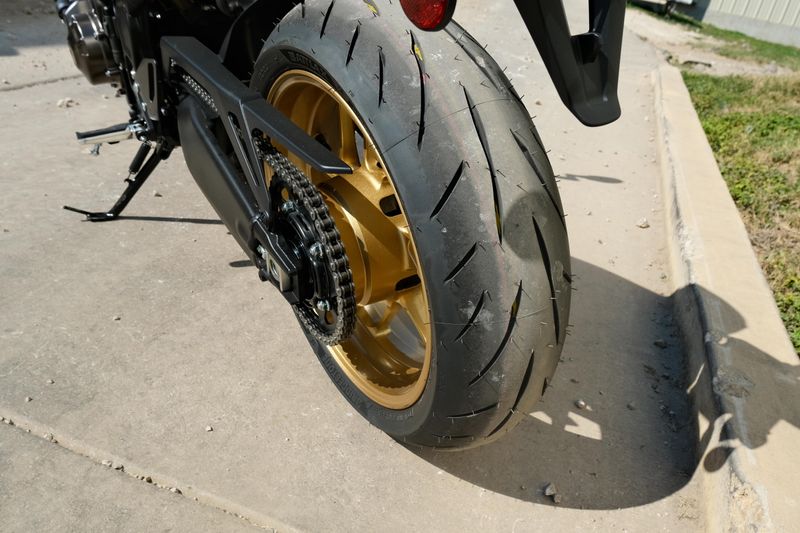 NEW 2025 YAMAHA XSR900 Image 19