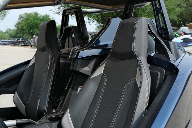 USED 2019 POLARIS SLINGSHOT SL Image 12