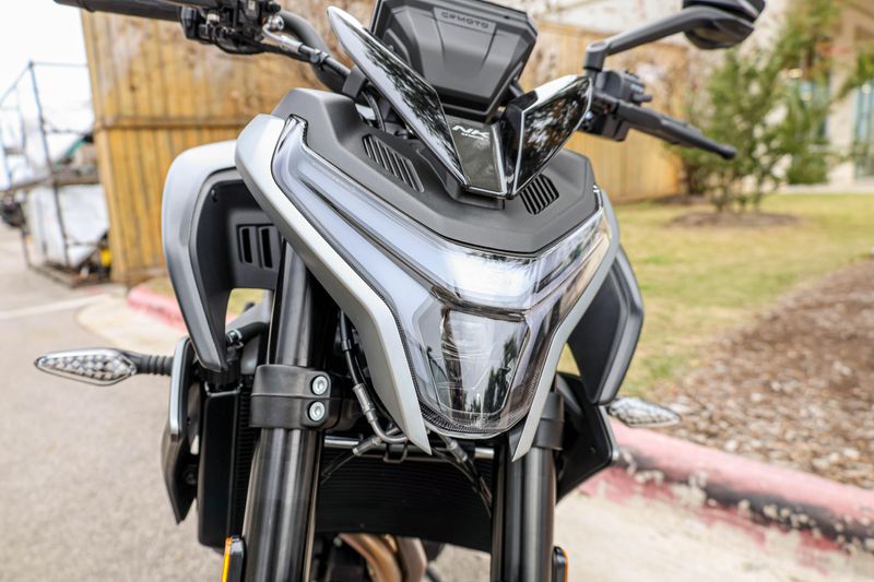 NEW 2026 CFMOTO 800NK Image 4