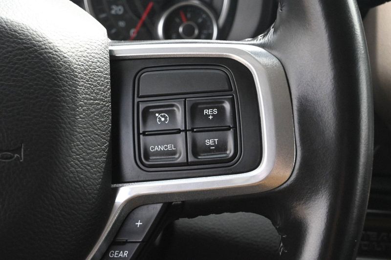 2022 RAM 2500 LaramieImage 19