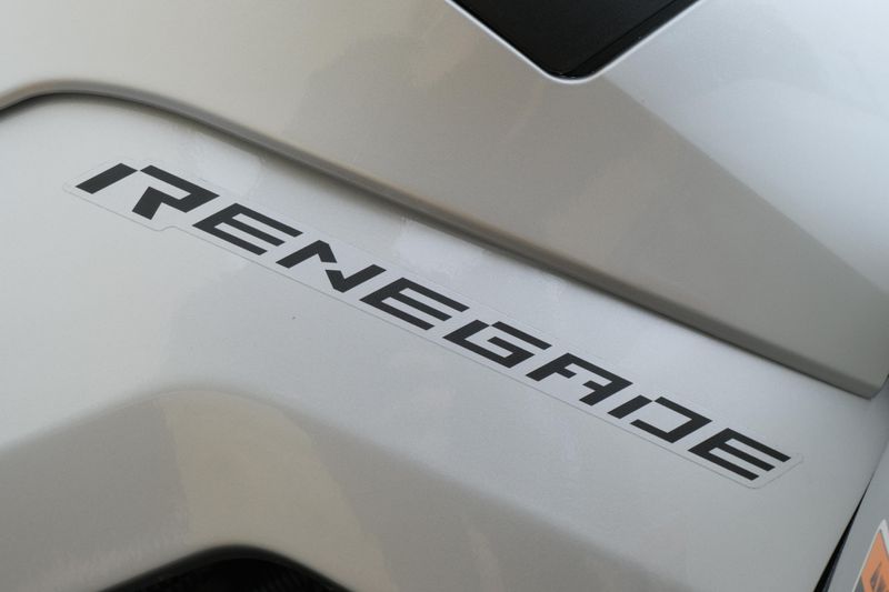 NEW 2026 CAN-AM RENEGADE X MR 1000R Image 13