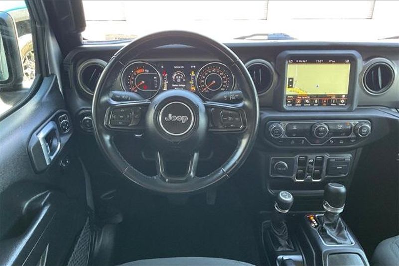 Used 2021 Jeep Gladiator WillysImage 4