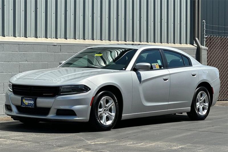2021 Dodge Charger SXT photo 8