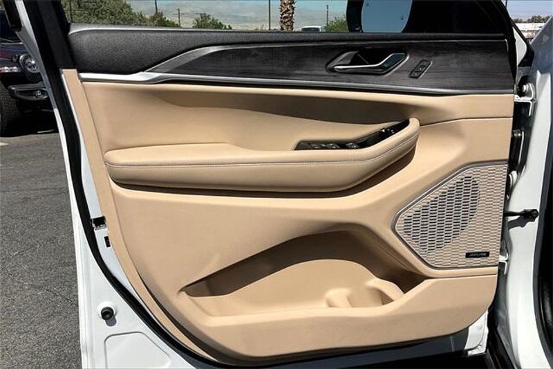 2021 Jeep Grand Cherokee L LimitedImage 22
