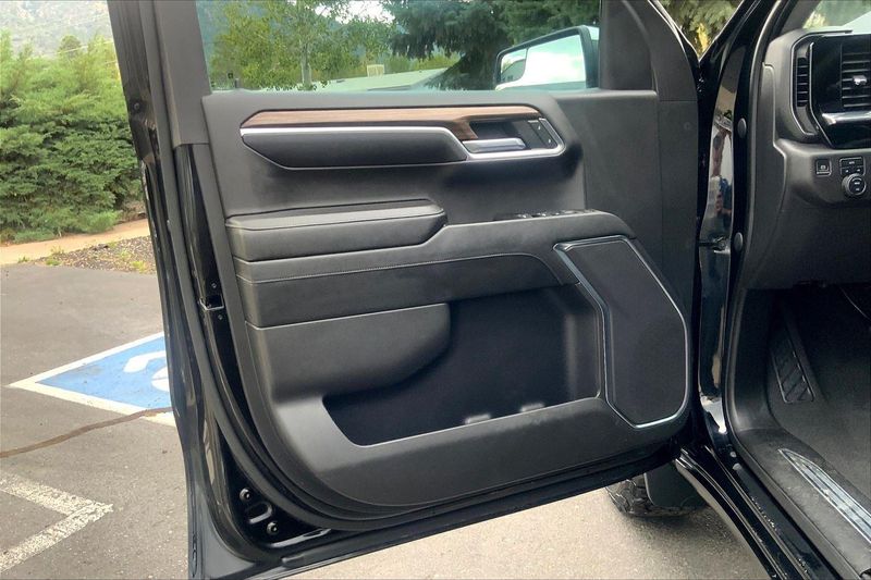 2023 Chevrolet Silverado 1500 LT photo 20