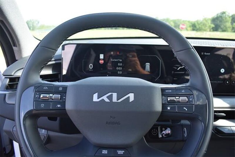 New 2026 Kia EV9 WindImage 31