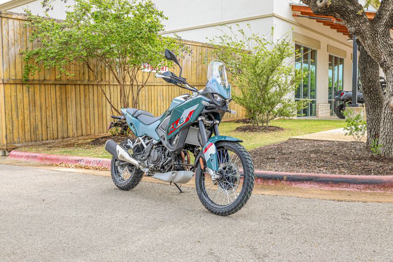 NEW 2026 KAWASAKI KLE 500 ABS SE Image 1