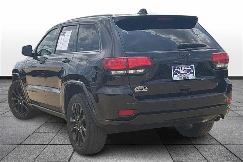 2019 Jeep Grand Cherokee AltitudeImage 12