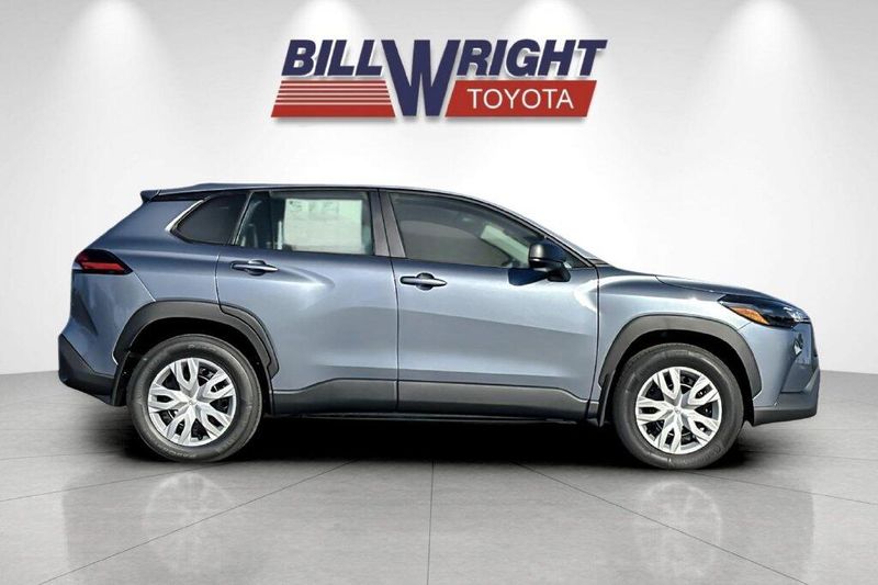 New 2026 Toyota Corolla Cross LImage 2