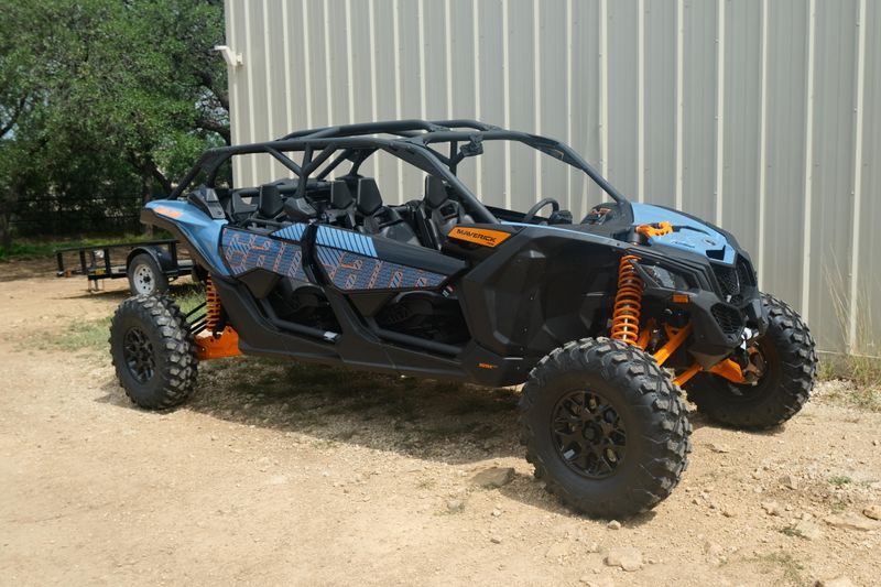 2025 Can-Am MAVERICK X3 MAX RS TURBO SCANDI BLUE AND ORANGE CRUSH Image 1