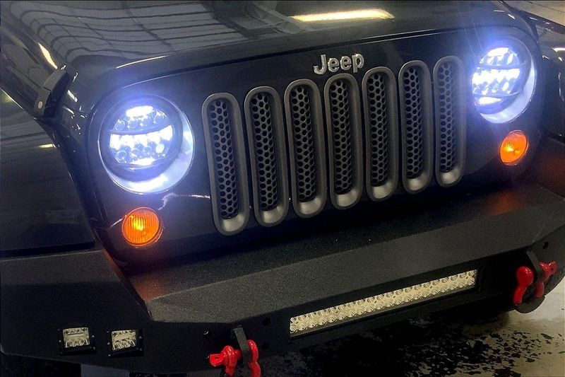 2016 Jeep Wrangler Unlimited Sahara photo 24