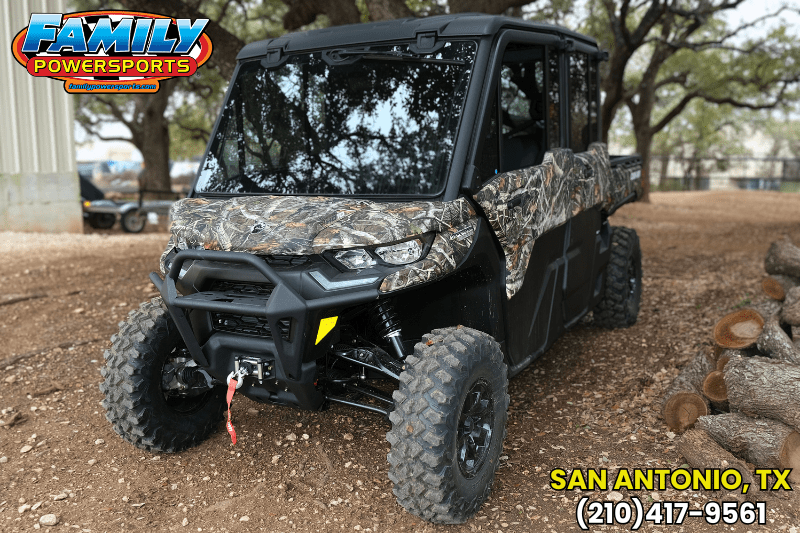 2025 Can-Am DEFENDER MAX LIMITED CAB HD10 WILDLAND CAMOImage 1