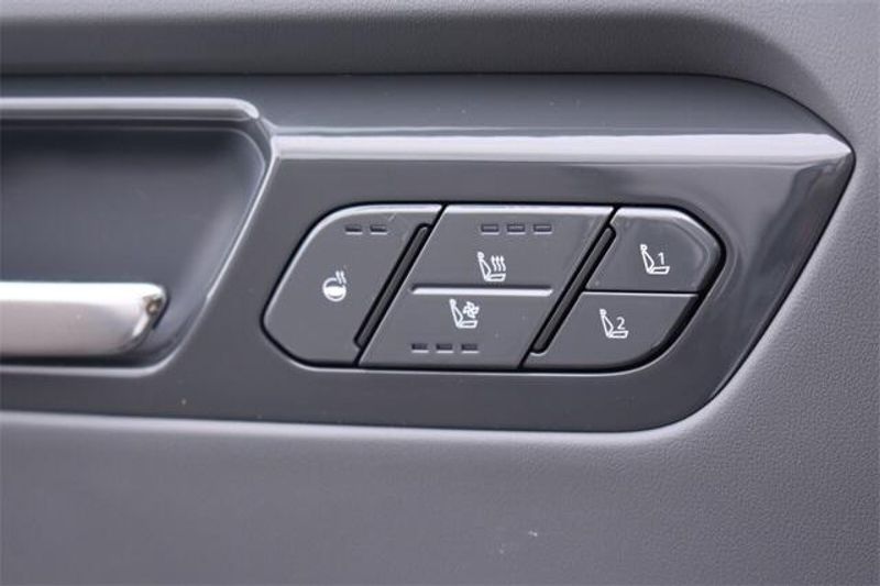 New 2026 Kia EV9 LandImage 36