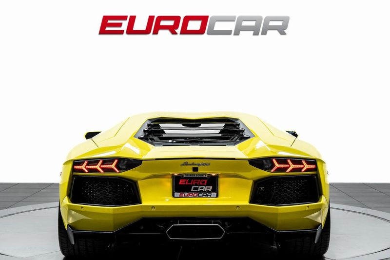 2015 Lamborghini Aventador *FRONT AXLE LIFT * IMMACULATE CONDITION*Image 4