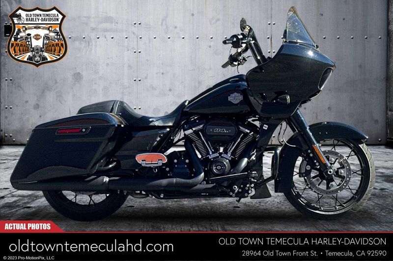 2023 Harley-Davidson Road Glide in a Black exterior color. BMW Motorcycles of Temecula – Southern California (951) 506-6903 bmwmotorcyclesoftemecula.com 