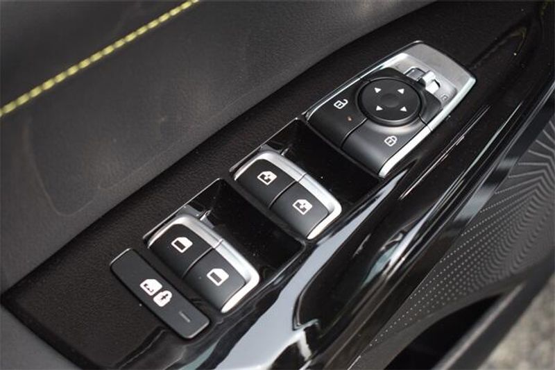 2025 Kia K5 GTImage 19