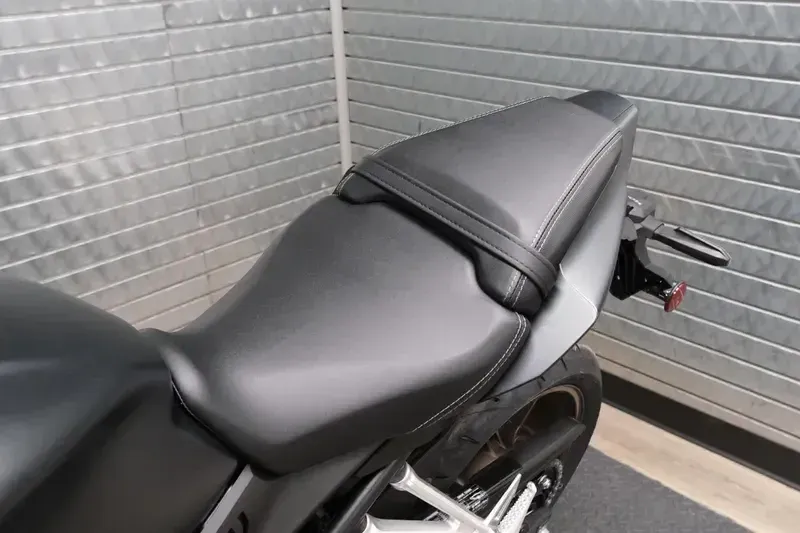 NEW 2026 HONDA CB650R ECLUTCH Image 11