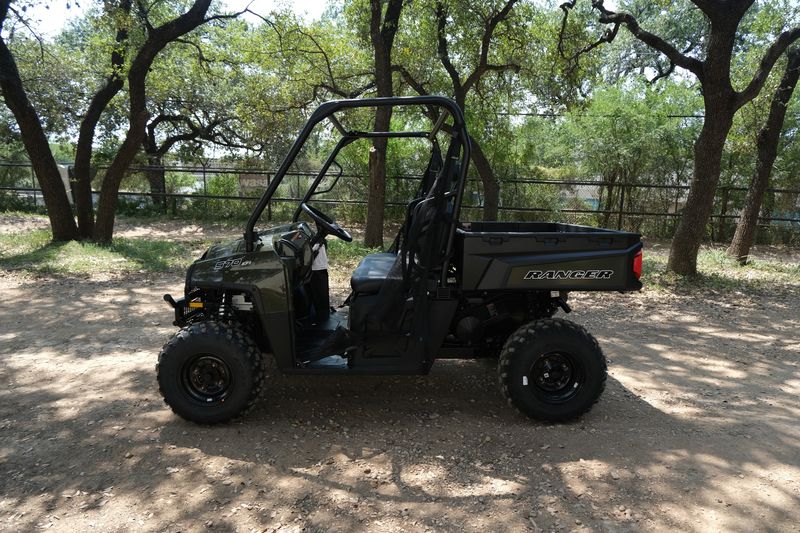 2024 Polaris RANGER 570 FULLSIZE SAGE GREENImage 3