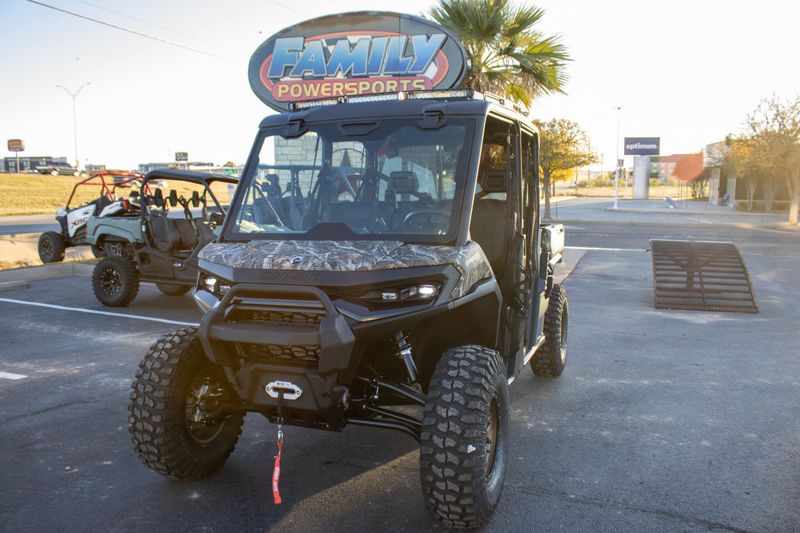NEW 2026 CAN-AM DEFENDER MAX XT HD11 WITH 1025 INCH TOUCHSCREEN Image 5
