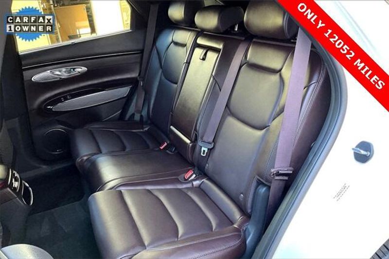 Used 2023 Genesis GV70 2.5T AdvancedImage 25