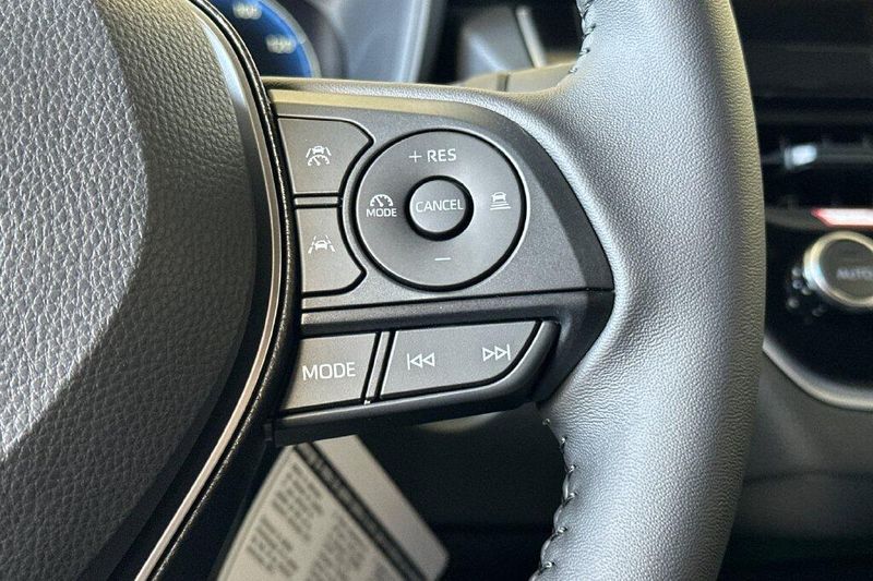 New 2027 Toyota Corolla Hybrid SEImage 26