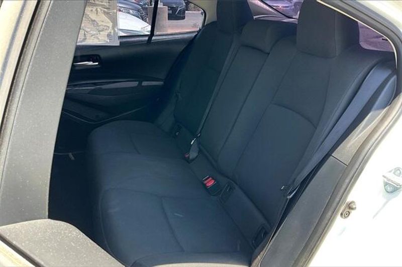 Used 2021 Toyota Corolla LEImage 25