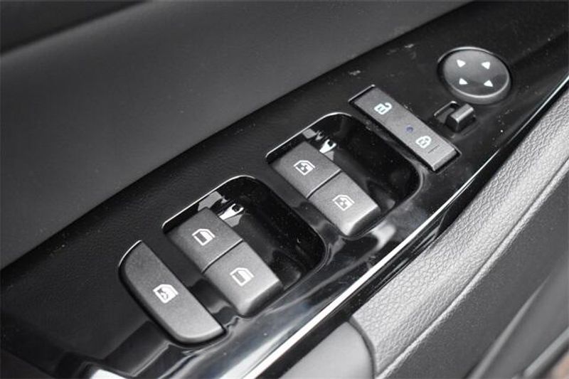 2025 Kia Sportage EXImage 21