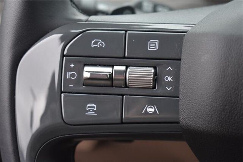 2024 Kia EV9 LandImage 29