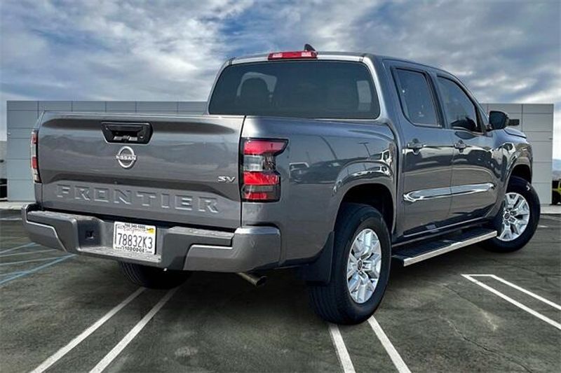 Used 2022 Nissan Frontier SVImage 13