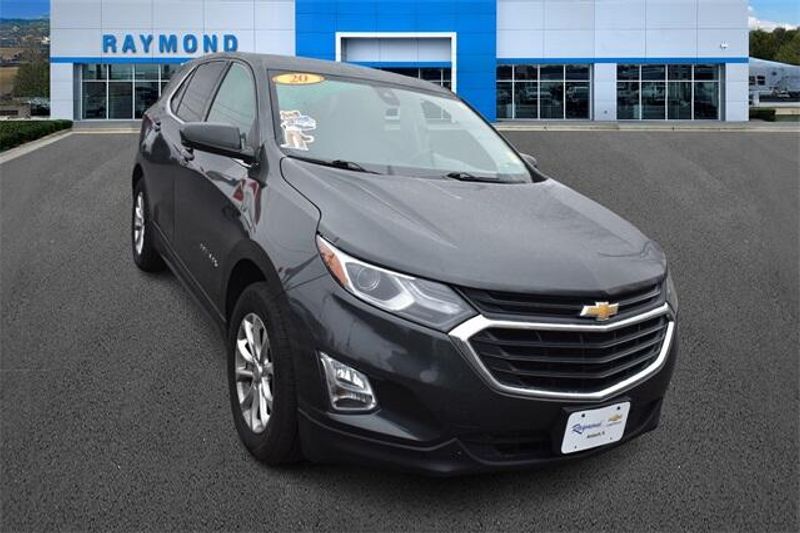 Used 2020 Chevrolet Equinox LTImage 9