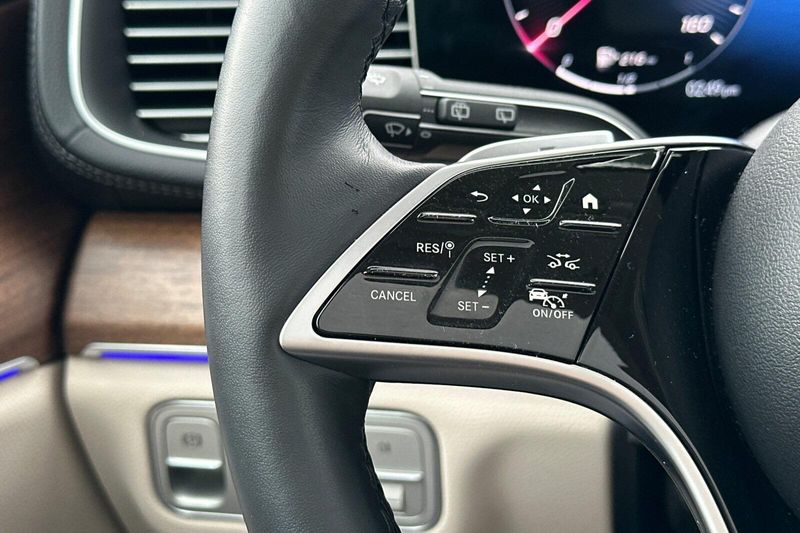 Used 2025 Mercedes-Benz GLS 450Image 29