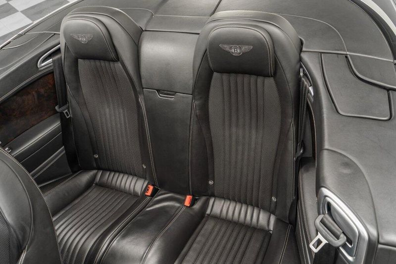 2016 Bentley Continental GT V8 photo 9
