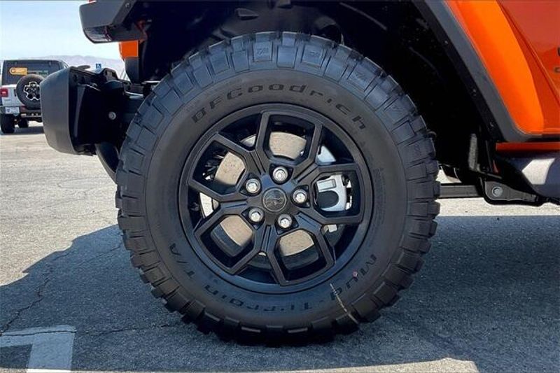 2025 Jeep Gladiator High Tide 4x4Image 10