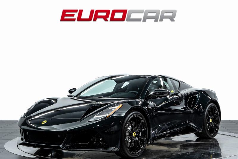2025 Lotus Emira *6-SPEED MANUAL * NEW CAR*Image 1